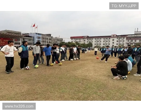 青春绿茵逐梦前行湖南工业大学足球精神闪耀校园